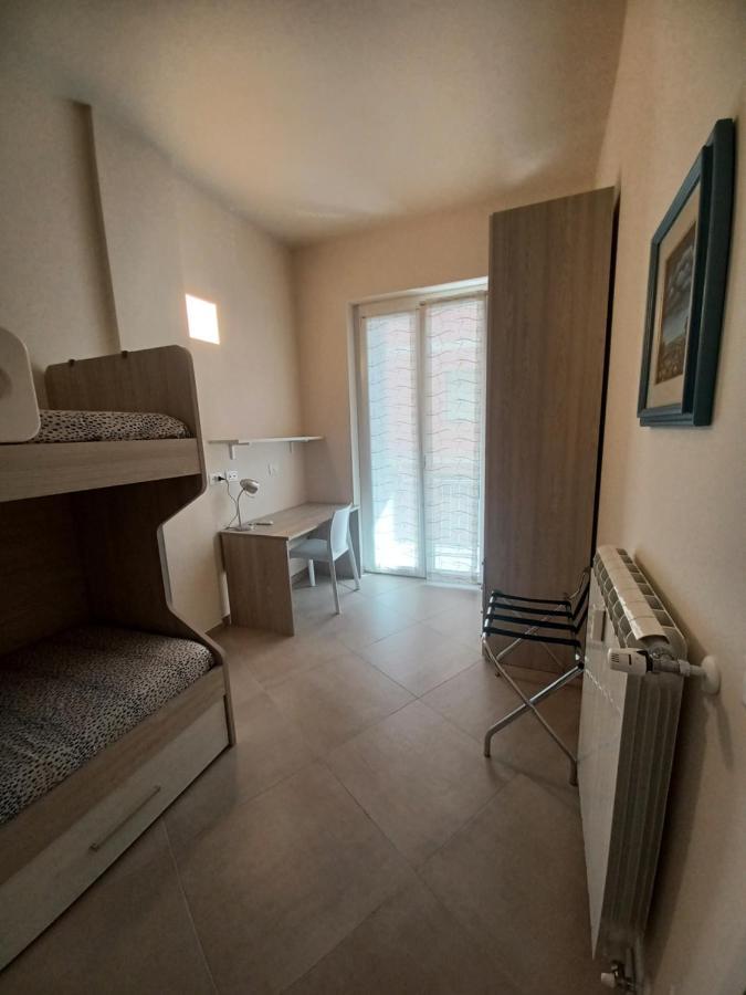 Casa Lerici Holidays Экстерьер фото