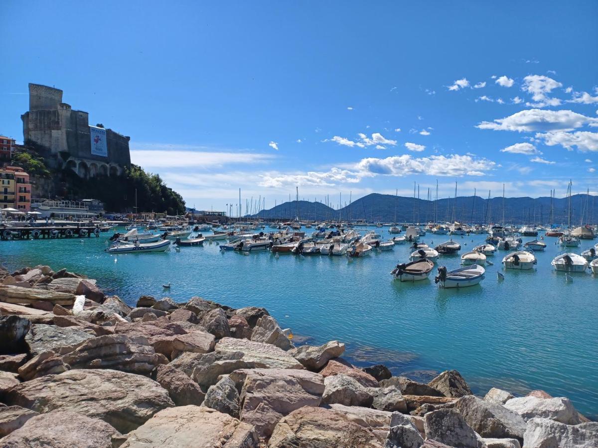 Casa Lerici Holidays Экстерьер фото