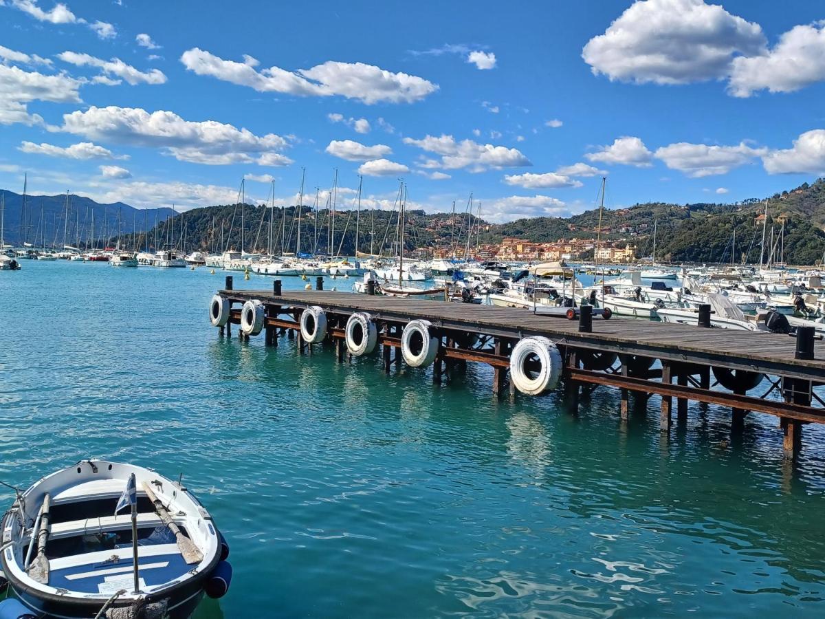 Casa Lerici Holidays Экстерьер фото